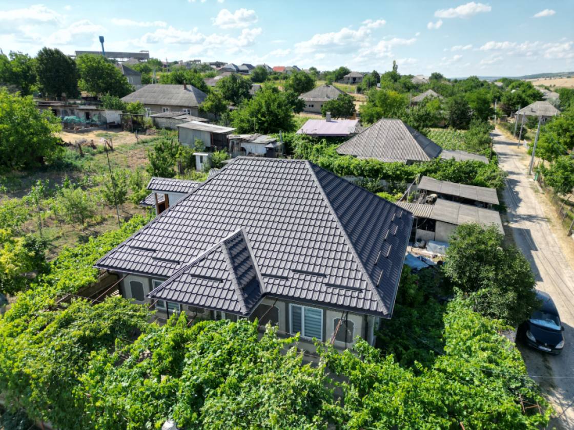 Acoperiș Alpina – Anenii noi sat. Roscani