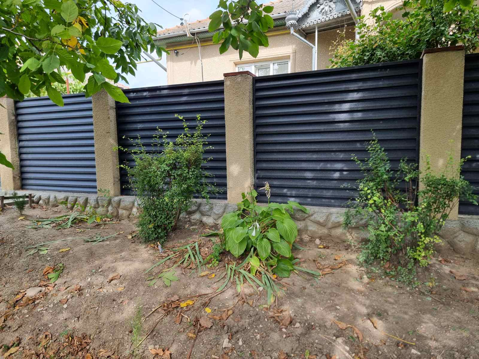 Gard jaluzele – Hîncești sat. Logănești