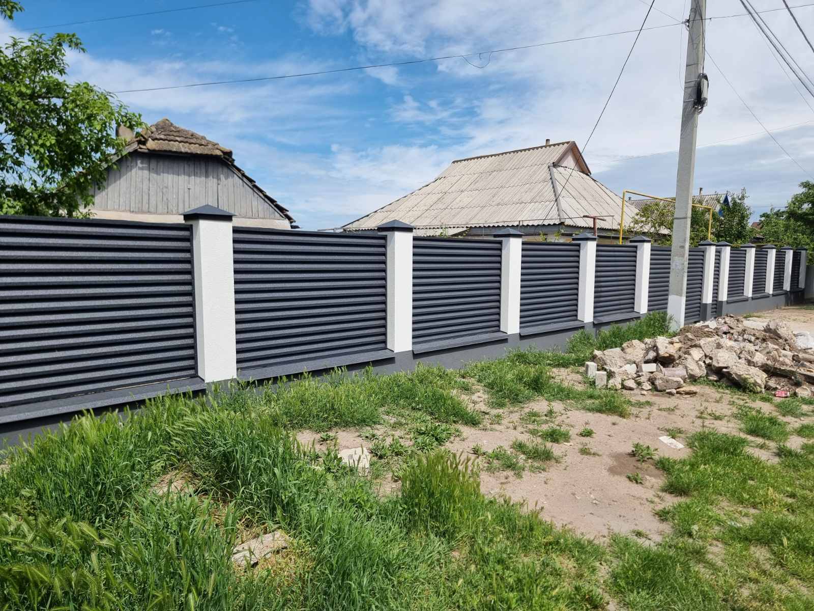 Gard jaluzele – Pîrîta