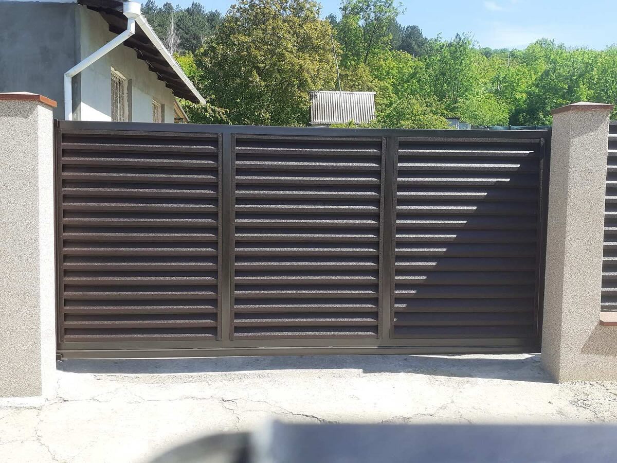 Poartă culisantă – Chișinău