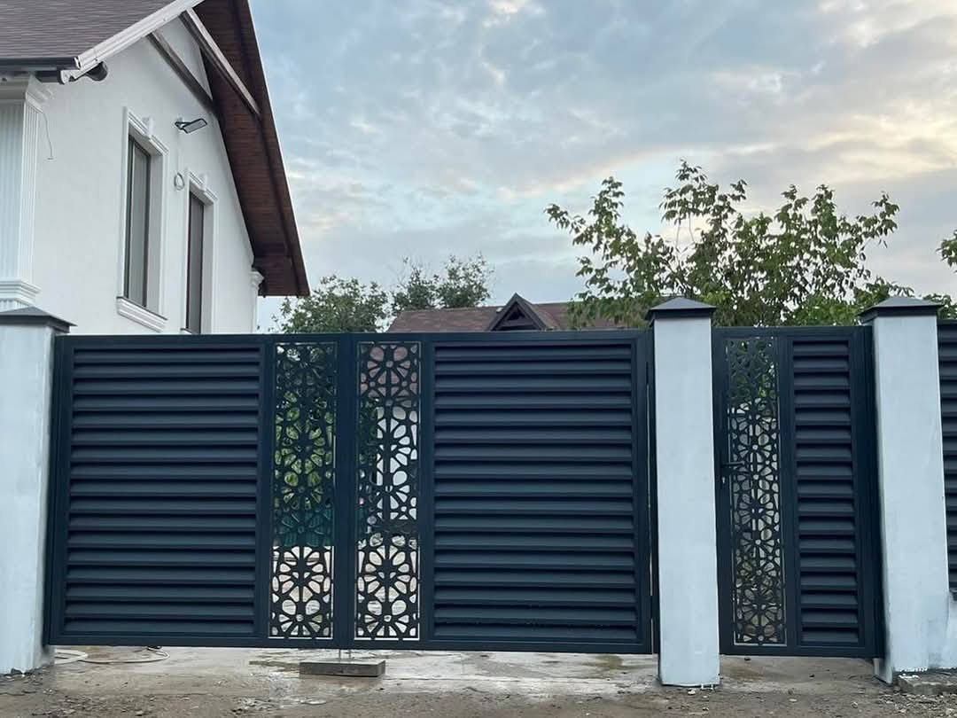 Poartă personalizată – Moldova