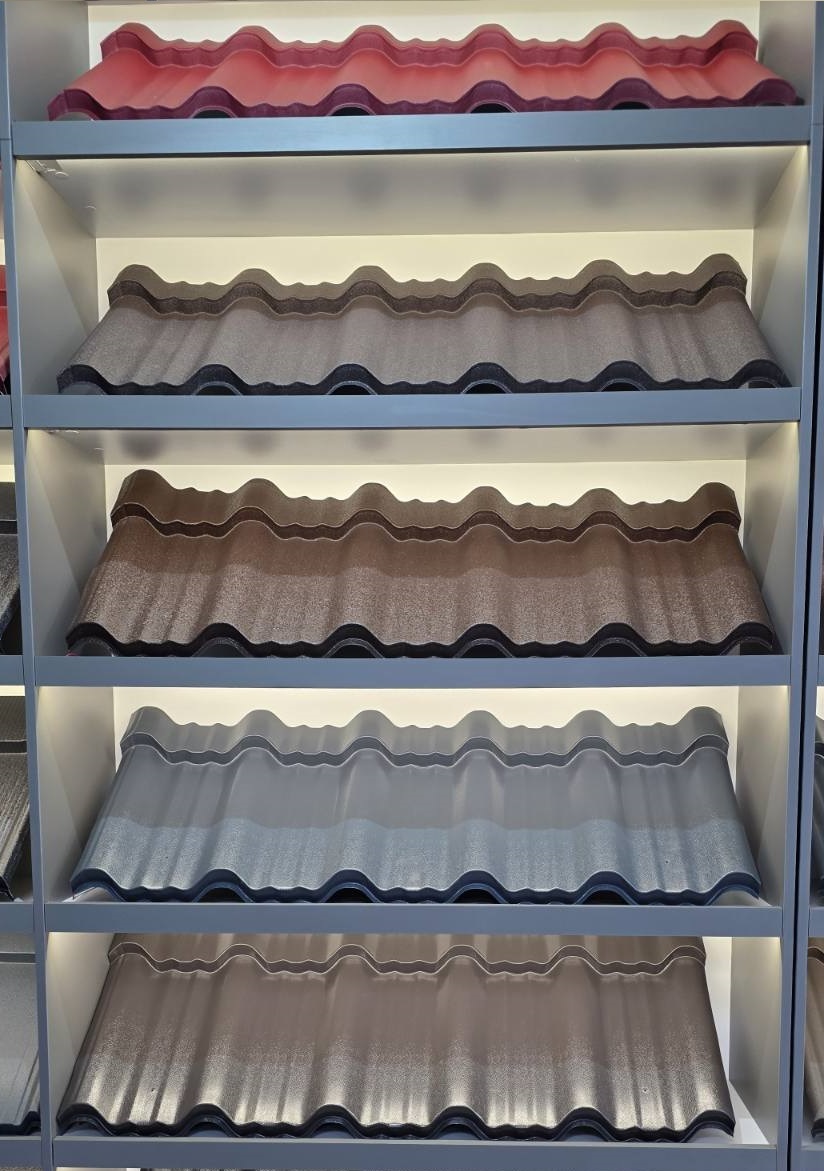 Țiglă metalică Alpina pentru acoperișuri rezidențiale în Moldova