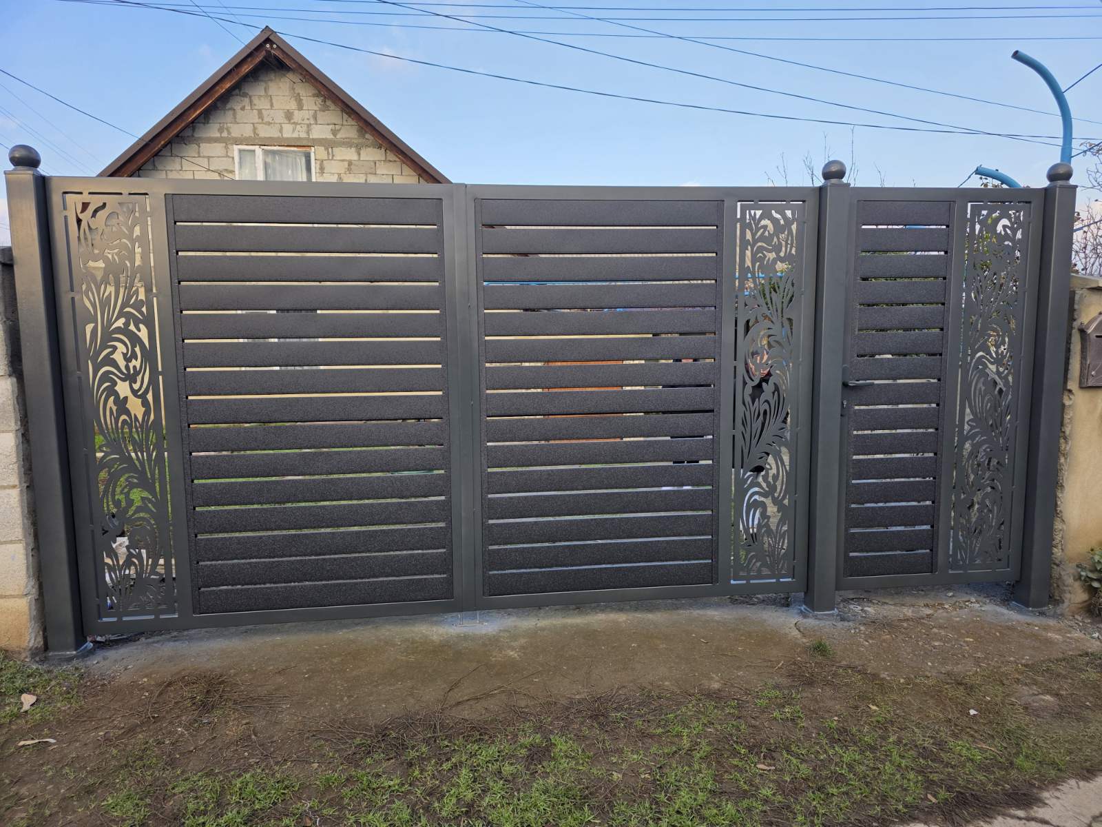 Poartă metalică culisantă